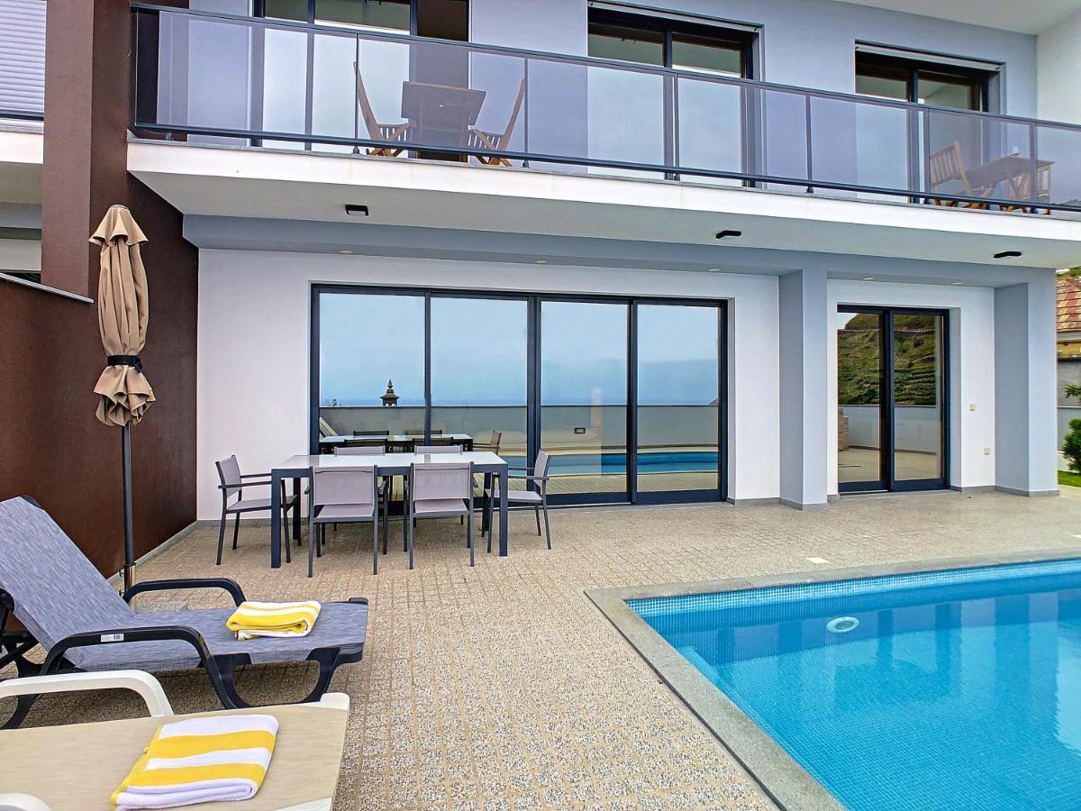 Evoque Villa By Lovelystay Arco da Calheta  Buitenkant foto