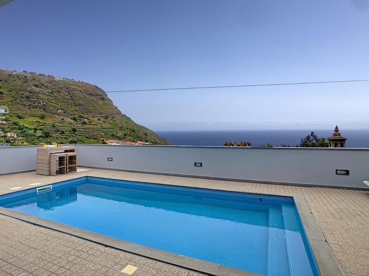 Evoque Villa By Lovelystay Arco da Calheta  Buitenkant foto